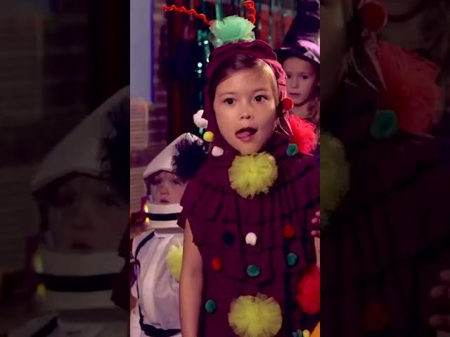 ​@WoollyandTigOfficial  - Did Angel Steal Tig's Costume?  | Halloween | #shorts |  @Wizz