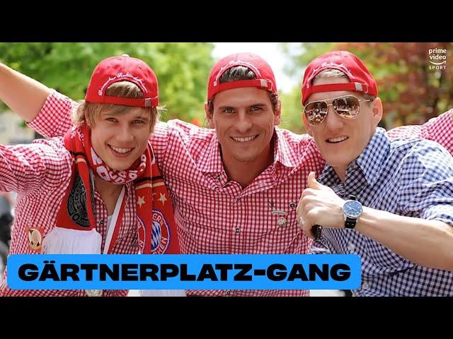 "Kickst du auch noch, oder feierst du nur?" | Gomez, Badstuber, Schweinsteiger & der Gärtnerplatz