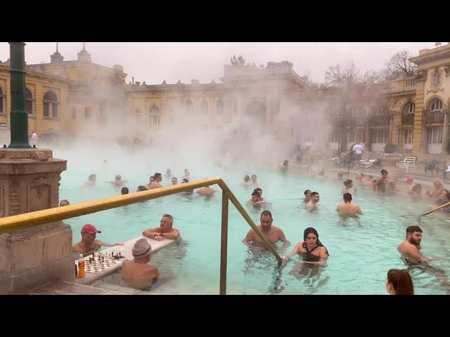 Budapest Széchenyi Baths and Pool (Reality)