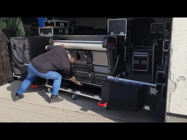 Flip-Ready Detachable Easy Retracting Hydraulic Lift Case for Digico SD7 Digital Console by ZCase