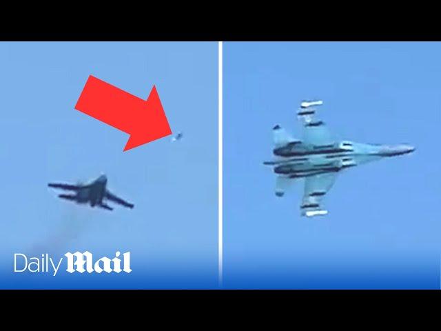 Dogfight in Ukraine: Su-27 jet opens fire on Russian pilot with air-to-air heat-seeking missile