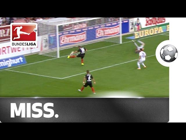 Freiburg’s Petersen Misses a Sitter