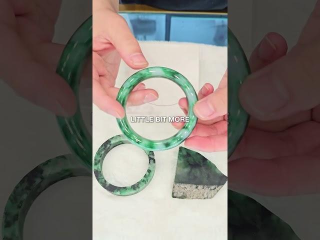 Thick vs. Thin Jadeite Jade Bangles ⭕
