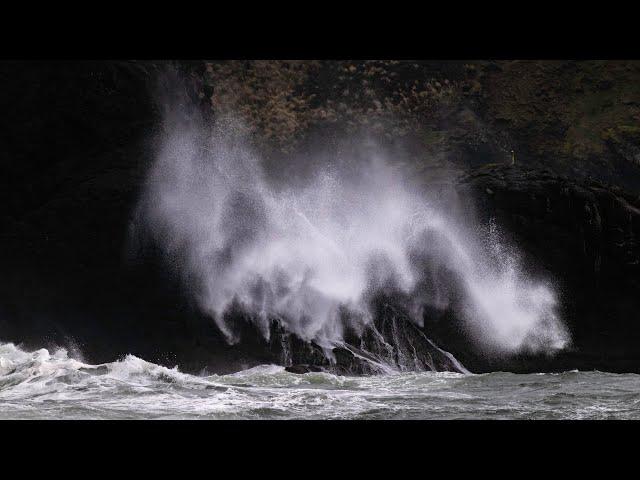 Wild Waves at Cape Disappointment - Nikon Z9 | 4k 120fps Slow Motion Video