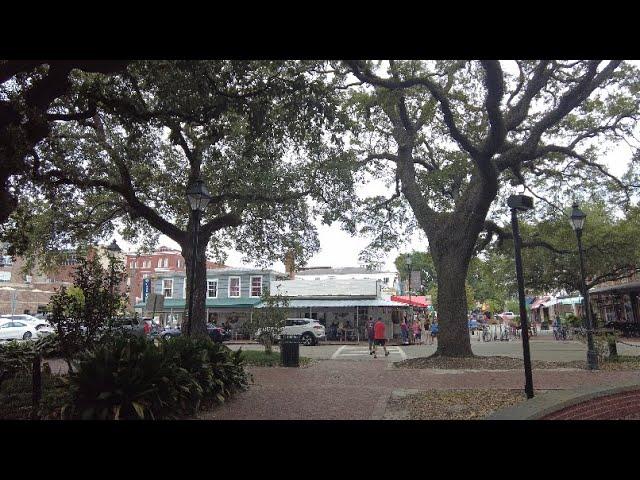 Savannah Georgia - Walking Around The Historic District