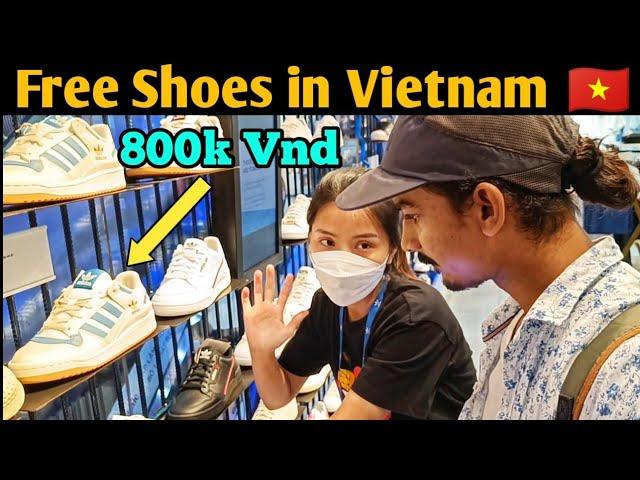 3Million ki shopping Par 8lakh ke shoes free ! | Visiting Vietnam Famous Mall 