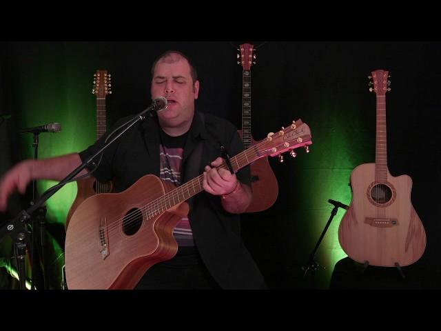 Cole Clark Guitars - Australian Blackwood demo