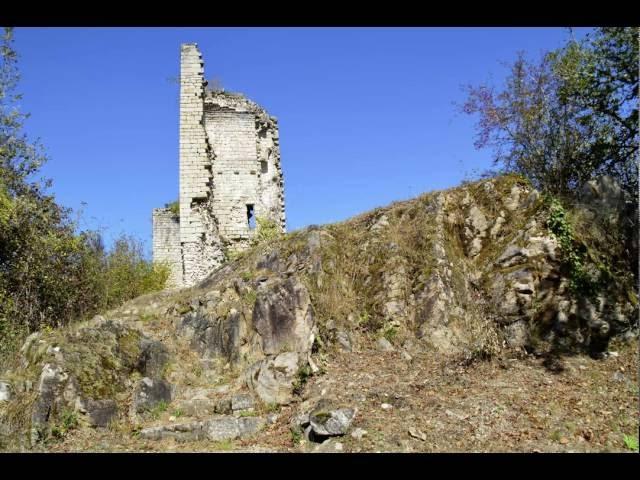 Tours de Carbonnières à Goulles en Corrèze