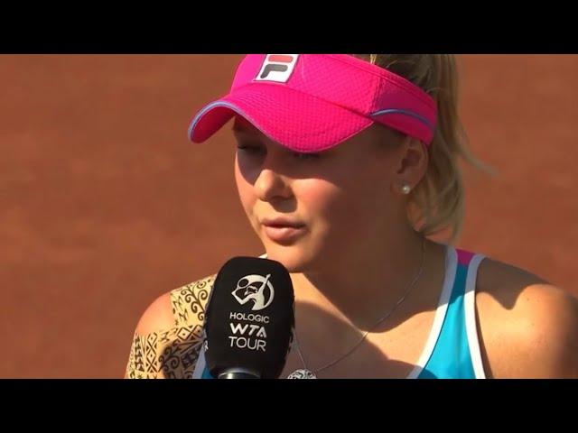 Kateryna Baindl has a nice message for Zhang Shuai after beating Kiara Toth