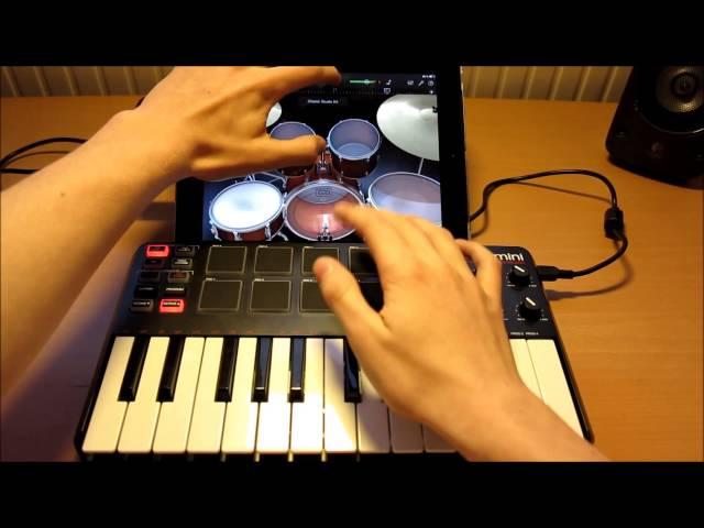 NEW Akai MPK Mini Live Performance 2 - iPad GarageBand