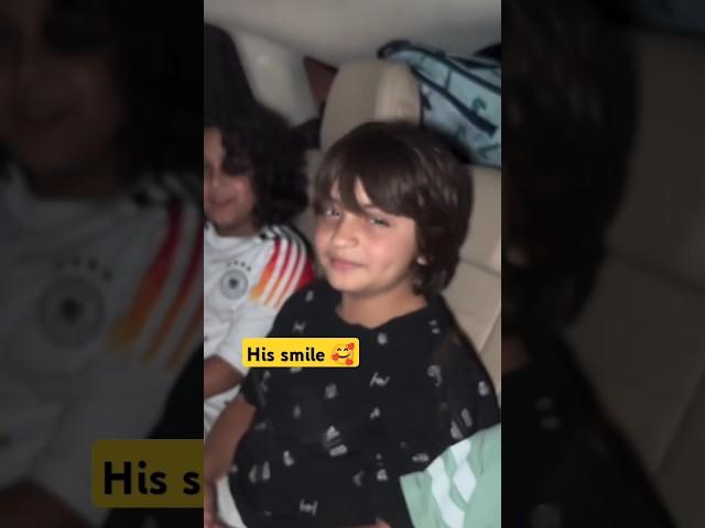 Shah Rukh Khan's Son AbRam Khan: Adorable Smile That Will Melt Your Heart!" #abram #srk #bollywood