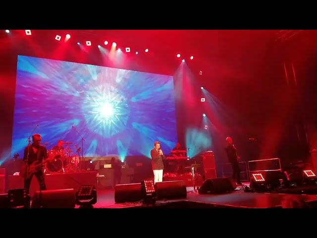 Thomas Anders - Greeting the audience + Atlantis Is Calling Live in Debrecen (Hungary) 2022