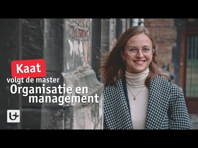 Kaat volgt de master Organisatie en management aan UAntwerpen