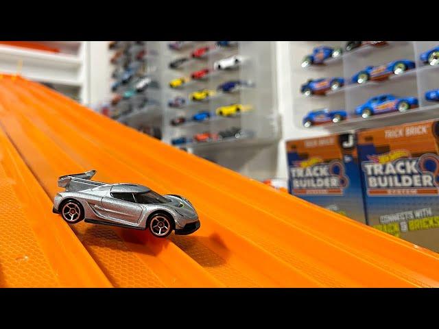 40 Hot Wheels Race - You Pick Every Car