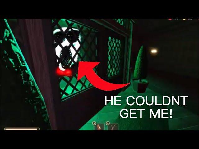 Roblox Doors - I SURVIVED AMBUSH IN THE GUARANTEED ITEM ROOM?!?! (He rebounded 4 times)
