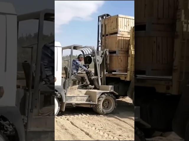 Как вам такой вариант погрузчика!?