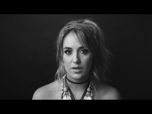 Lainey Wilson - Sayin' What I'm Thinkin' (Visualizer)