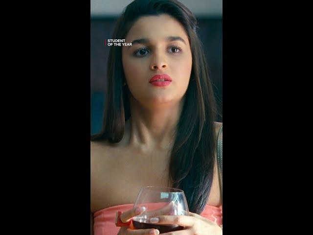 Alia Bhatt’s SAVAGE Reaction to Varun Dhawan FLIRTING With Someone Else! | #SOTY