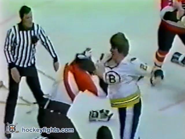 Dave Schultz vs Terry O'Reilly Jan 25, 1976