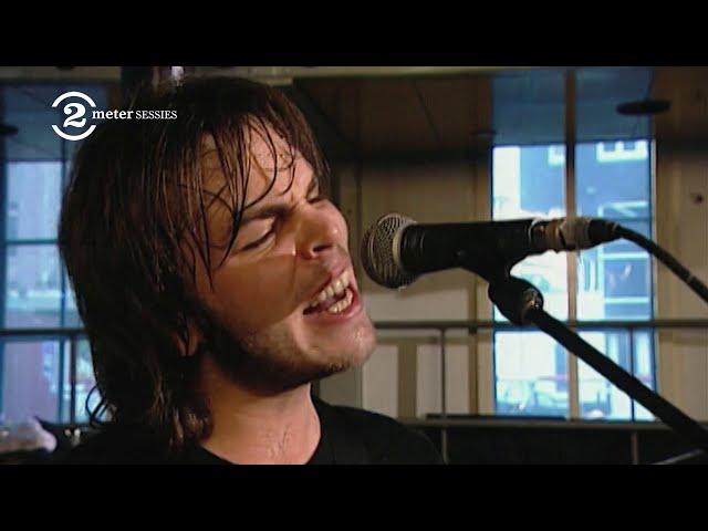 Supergrass - Sun Hits The Sky (Live on 2 Meter Sessions)