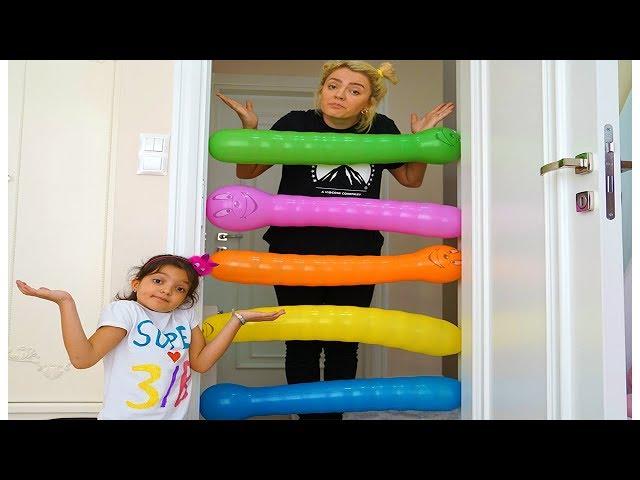 Masal  play with Funny Balloons