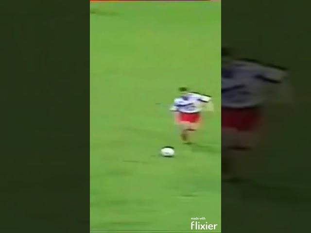 Terrible plancha de VALDERRAMA  jugando en Montpellier vs Saint Ettiene  en 1990