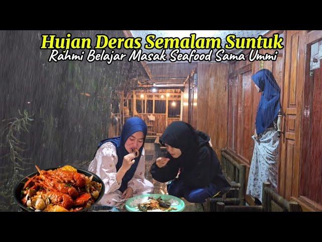 Diluar HUJAN DERAS !! MASAK Seafood Malam malam Auto TIDUR PULAS