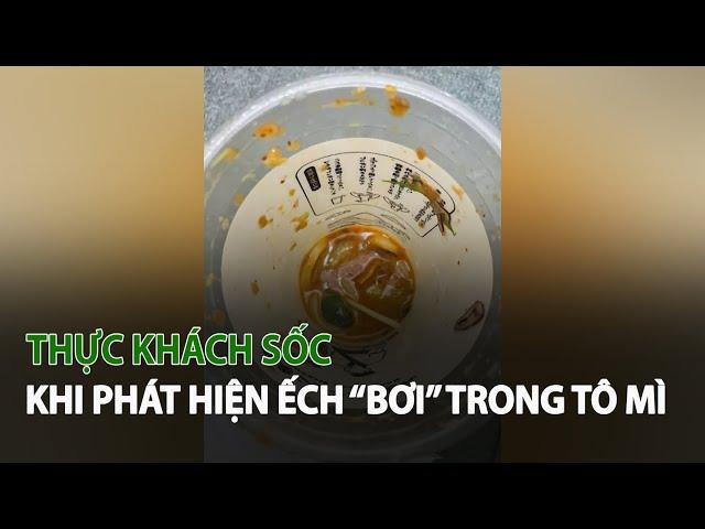 Thực khách sốc khi phát hiện Ếch “Bơi” trong Tô Mì| VTC14