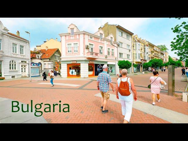 BULGARIA, Varna. An Amazing Walk from The City Center to The Beautiful Park on The Waterfront.