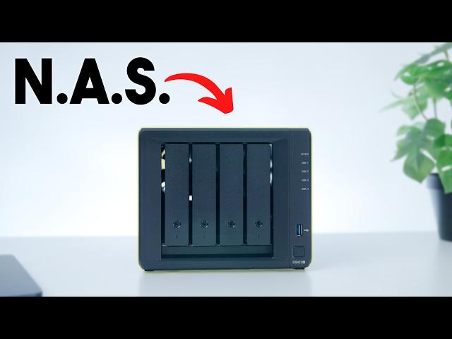 Why You Need a NAS in 2025 - Synology DS923+ Review!!