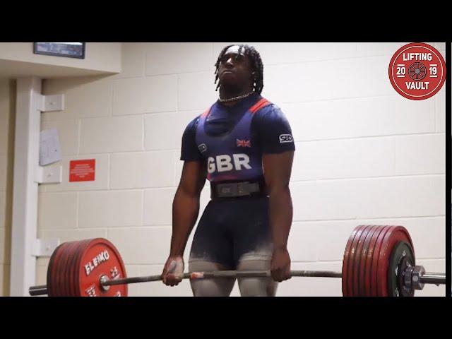 The First 400kg Stiff Bar Deadlift By A Teenager (Not Even A SHW)