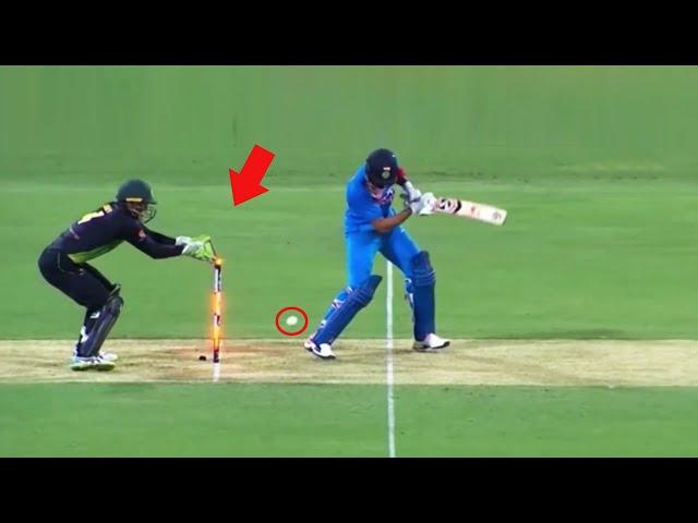 10 Funniest Fielding In Cricket Ever 