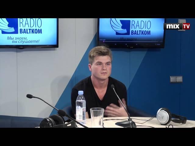 Кинокритик, автор книги “Вкус кино” Артур Завгородний в программе "Переплет". MIX TV
