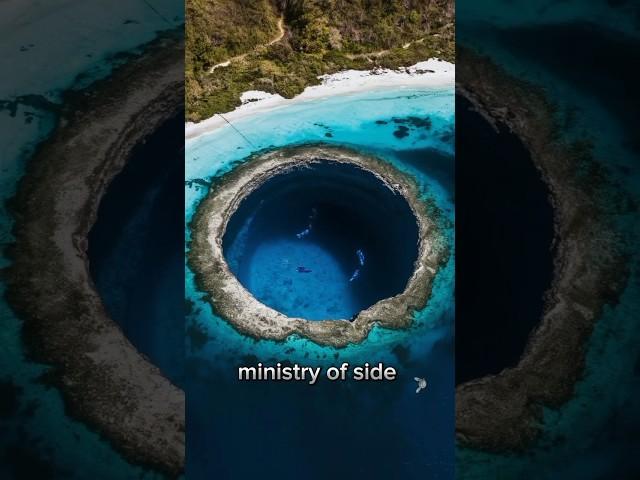 The Great Blue Hole, a mystery located in the Caribbean Sea #caribbeansea #bluehole #mystrious