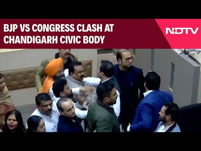 Chandigarh News | BJP vs Congress Clash At Chandigarh Civic Body Meet Over BR Ambedkar