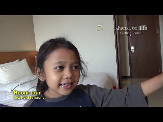 Bosan dirumah, kakak dan adik nginap di hotel