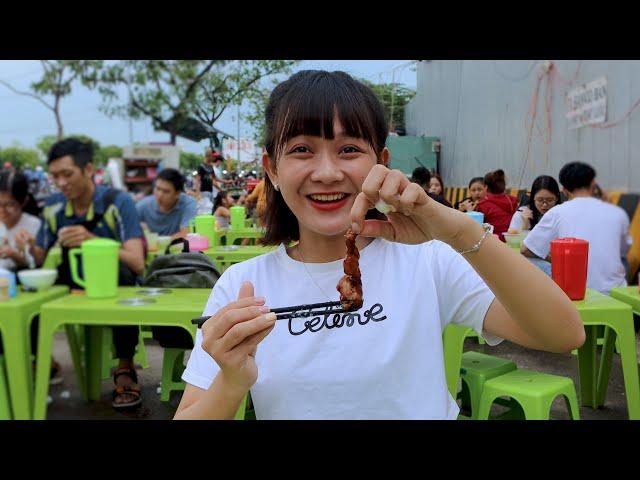 Frog Porridge Mukbang of Cutie｜Vietnam street food