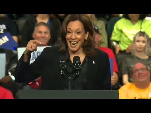 ‘Uniquely hopeless’: Kamala Harris’ awkward teleprompter mishap roasted