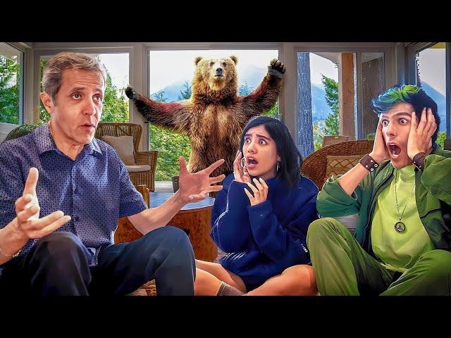 A BEAR ENTERS OUR HOUSE IN THE MOUNTAIN | PIZZA TIME | POLINESIOS