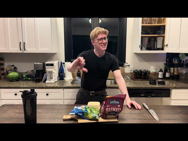 THE BEST COOKING VLOG YOU WILL EVER WATCH// what Calvin eats for dinner...