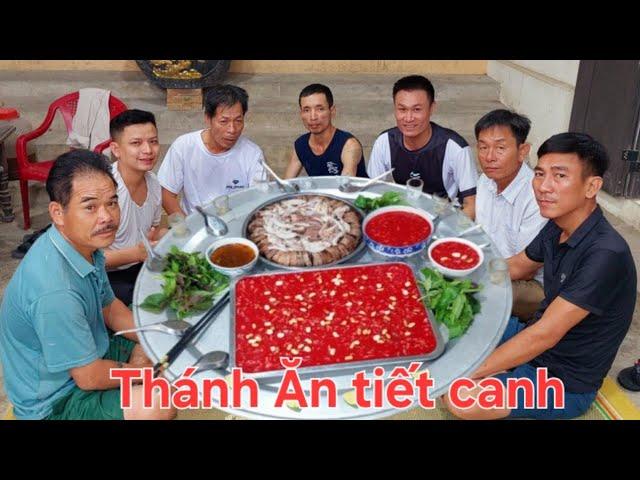 Ăn Sáng Lòng Lợn Tiết Canh.Cùng Anh Em | Biển Nguyễn ngọc.