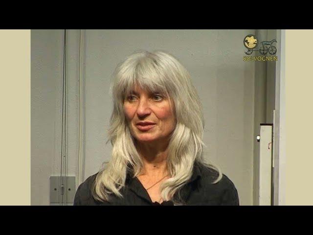 Annette Høst: Jorden synger - vilde naturkræfter & nordiske rødder. - i Solvognen 2005