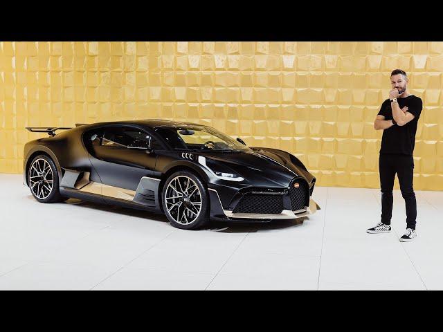 over €8.000.000 Million Bugatti Divo in Black and Gold, brutal W16 sound / The Supercar Diaries