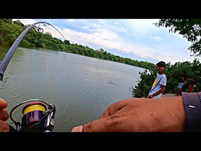 BARRAMUNDI FISHING IN SRI LANKA - Shore Jigging For Brackish Water Fish | DUO Jigs