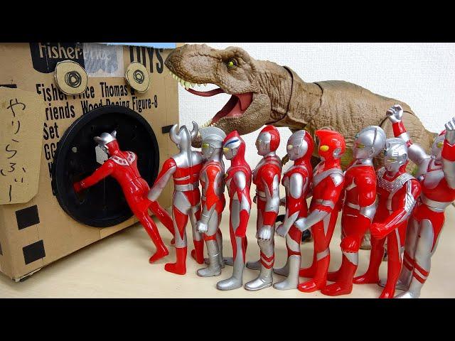 Ultra Man and T-Rex Dinosaur Battle New Takilong's Spo Spo Box in the House!