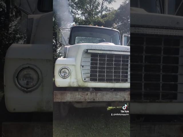 10 wheeling   #offroad #10wheeler #bigrig #semitruck #trucker #yeeyee #sendit #fullsend #trucking