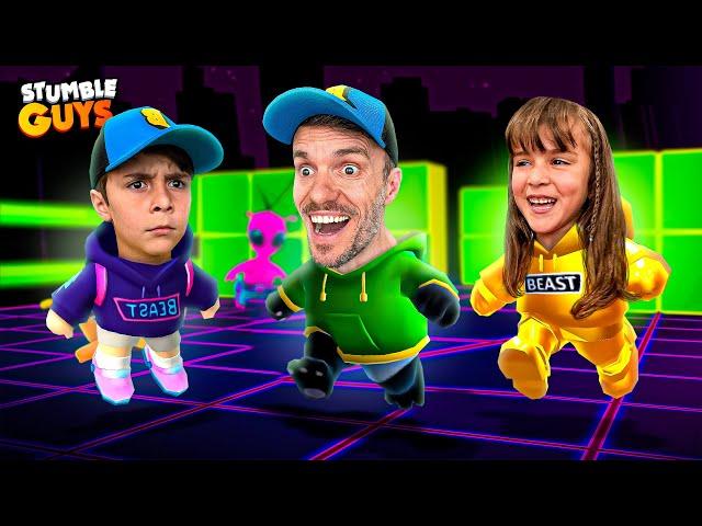 STUMBLE GUYS COM MARCOS E LAURA - Brancoala Games