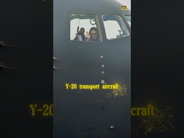 Female pilot of Y-20 transport aircraft 女飞行员#珠海航展
