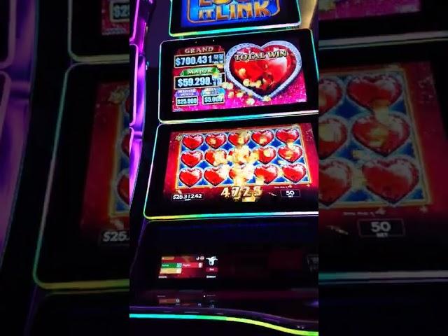 Lock it link Slot Machine/ Full Screen #shorts #casino #casino #trending #slotmachinebonus