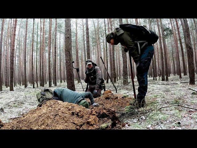 Berlin's Battlefield: Medals,  Helmet, and 10 Soviet soldiers